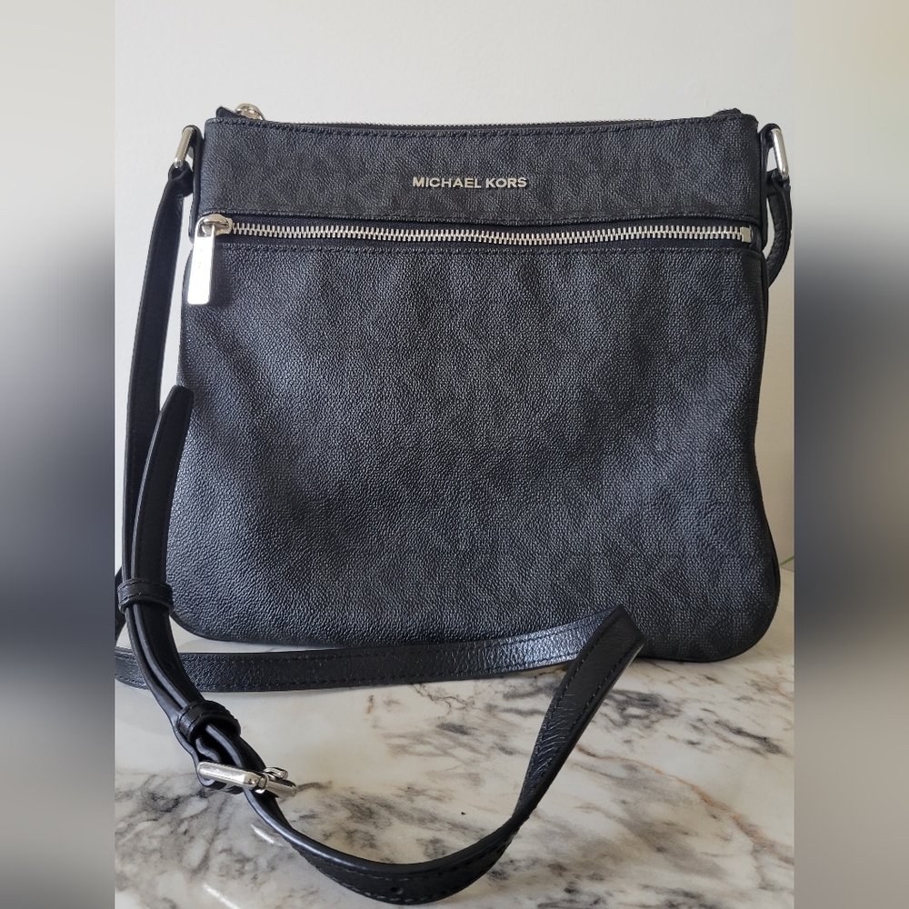 Michael Kors crossbody